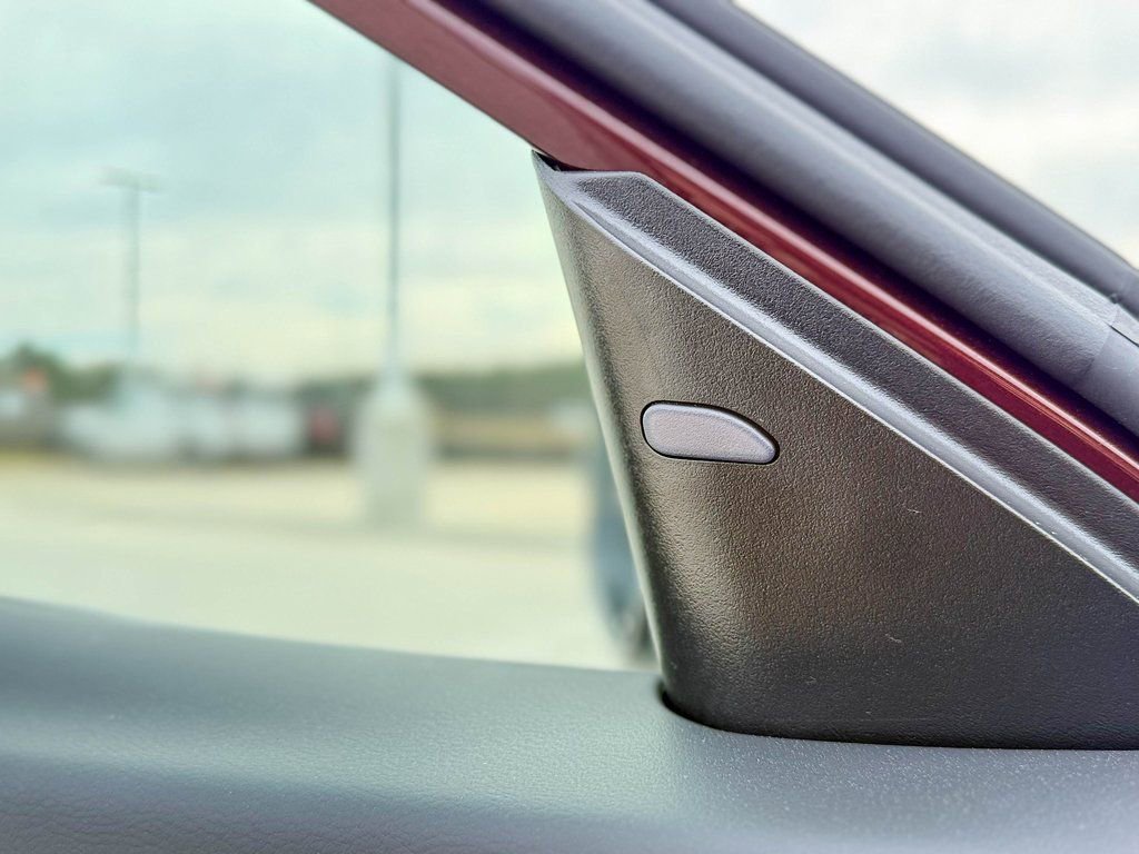 Used 2024 Nissan Altima 2.5 SL image 33