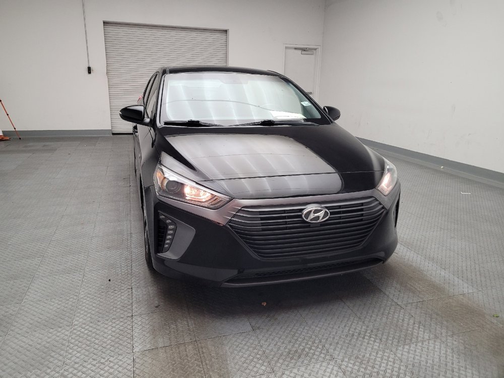 Used 2018 Hyundai Ioniq SEL image 14