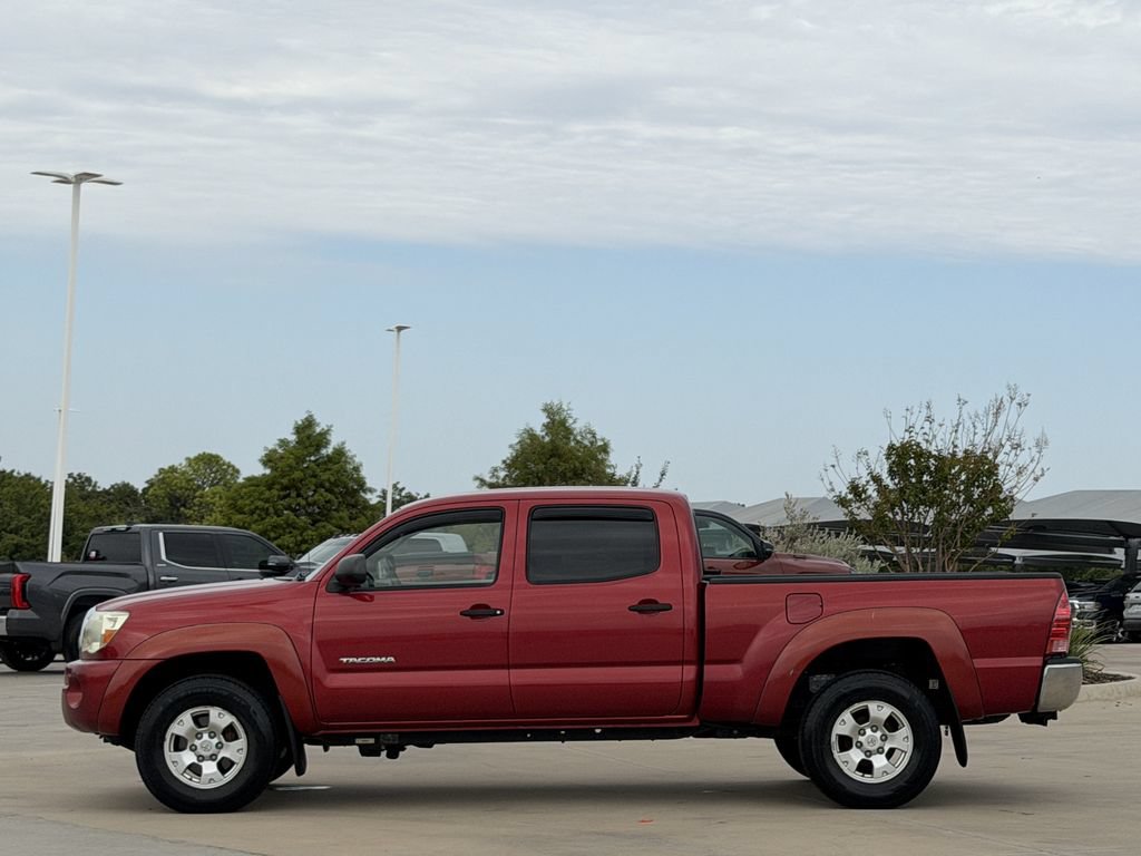 Used 2005 Toyota Tacoma 4x4 Double Cab w/ SR5 Pkg #8 image 3