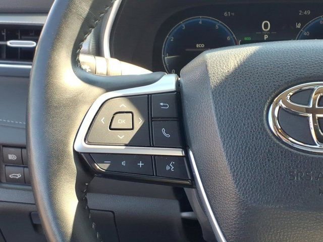 Used 2023 Toyota Highlander Platinum image 19