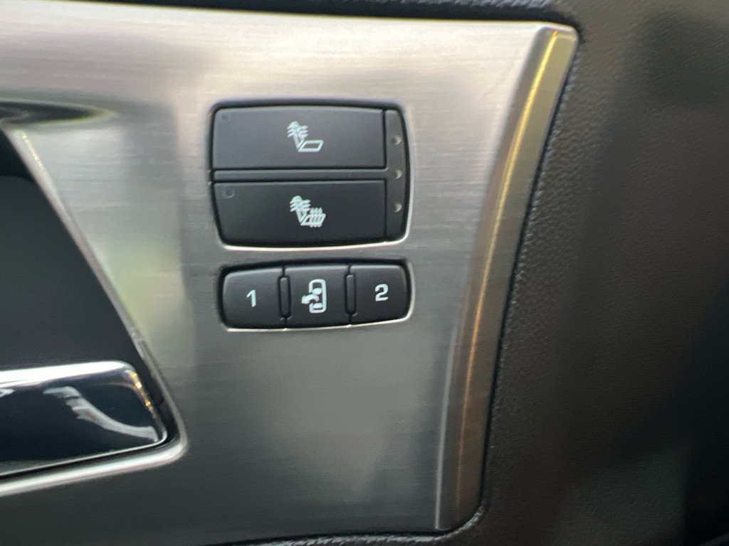 Used 2009 HUMMER H2 image 32