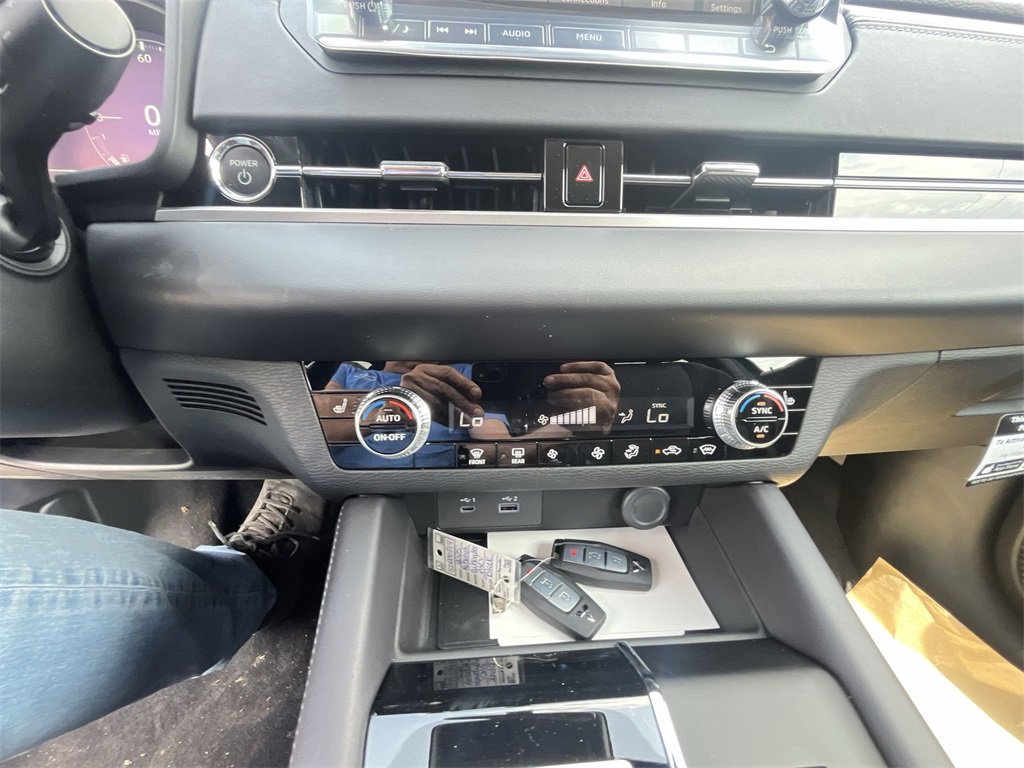 New 2025 Mitsubishi Outlander ES image 18