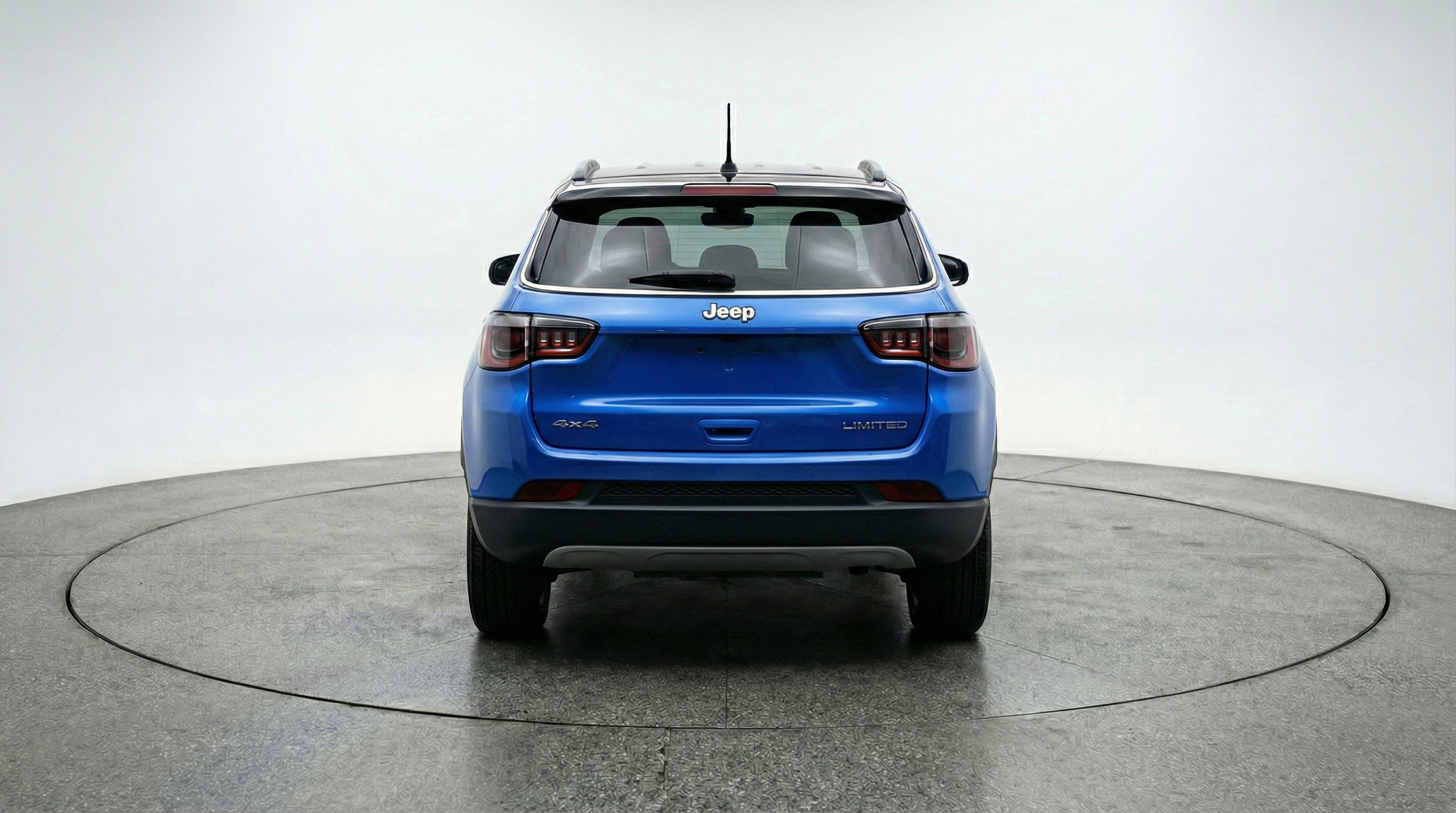 Used 2025 Jeep Compass Limited AWD/4WD image 7