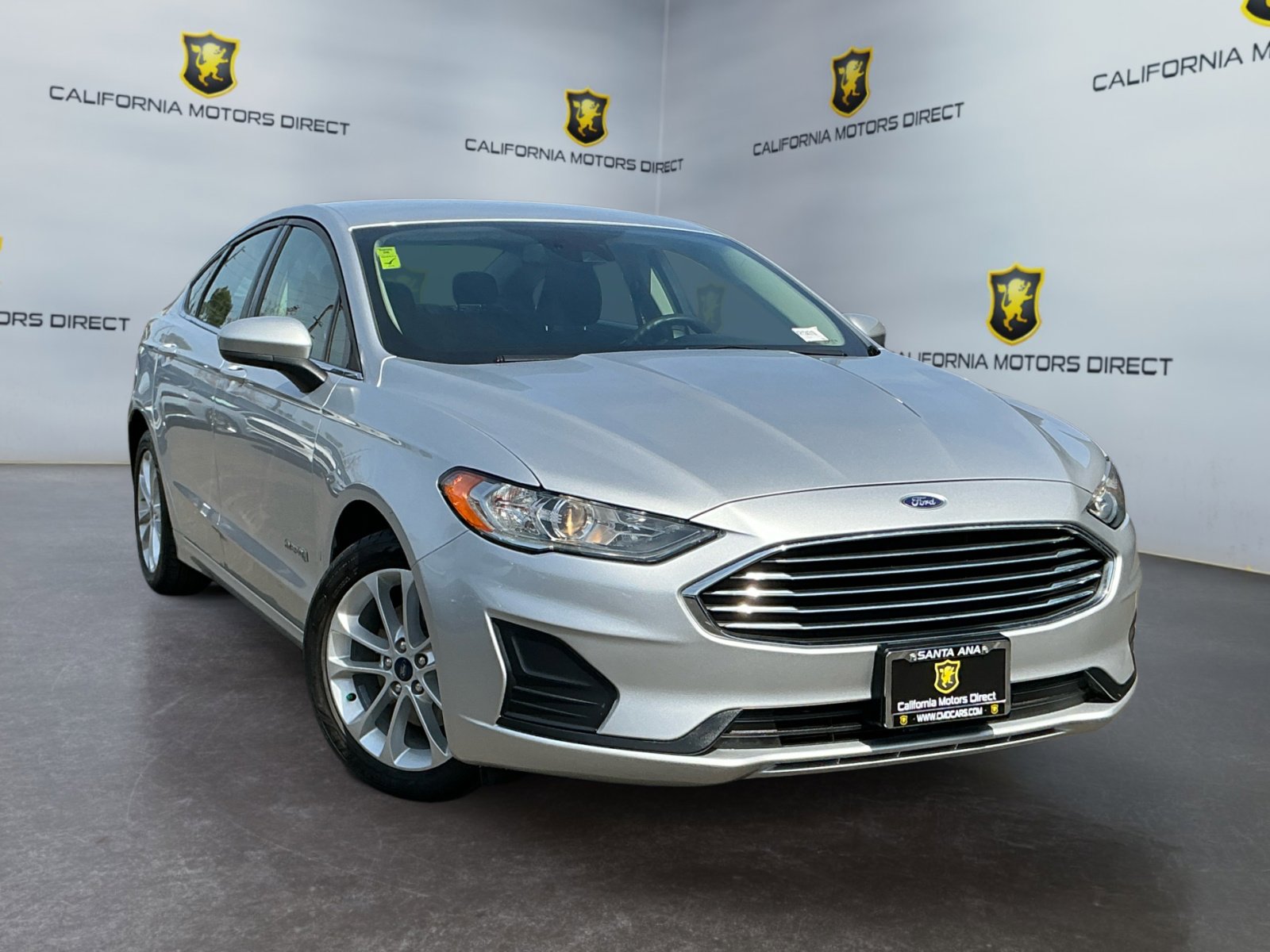 Used 2019 Ford Fusion SE FWD image 3