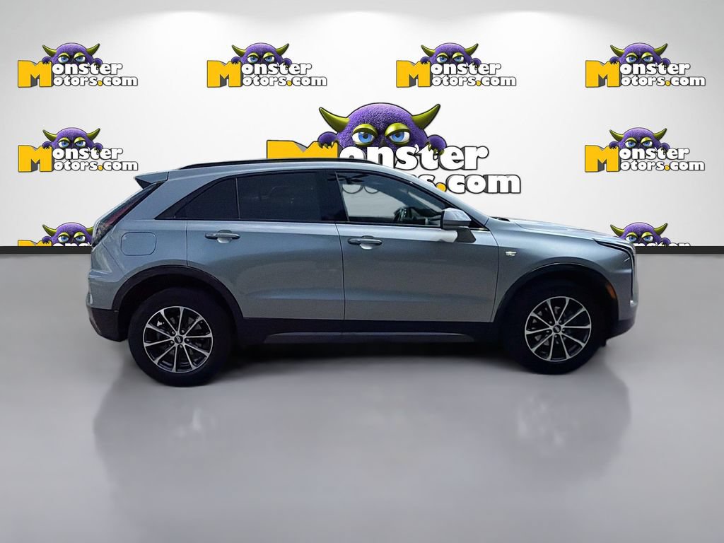 Used 2024 Cadillac XT4 Sport w/ Technology Package AWD/4WD image 4