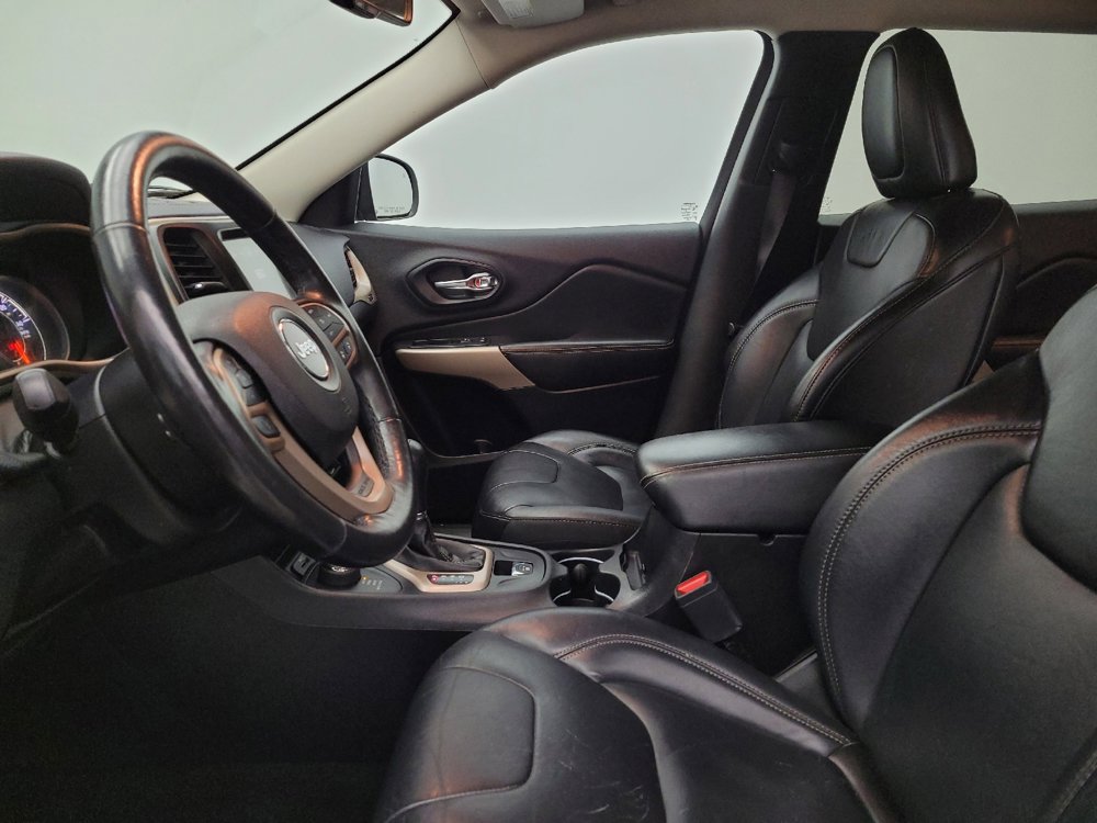 Used 2018 Jeep Cherokee Limited w/ Technology Group image 17