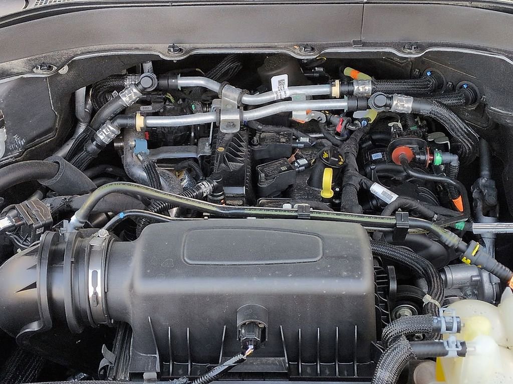 Used 2023 Ford Explorer XLT w/ Equipment Group 202A image 15