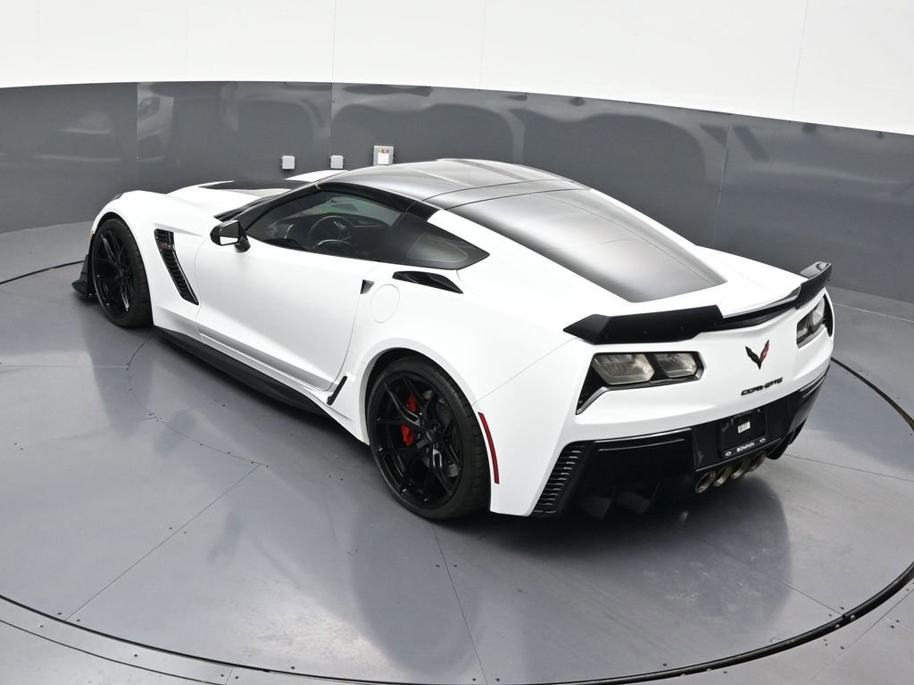 Used 2019 Chevrolet Corvette Z06 image 17