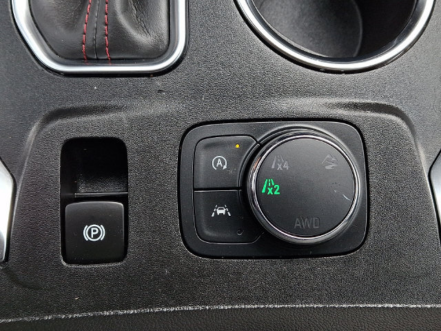 Used 2023 Chevrolet Traverse RS AWD/4WD image 25