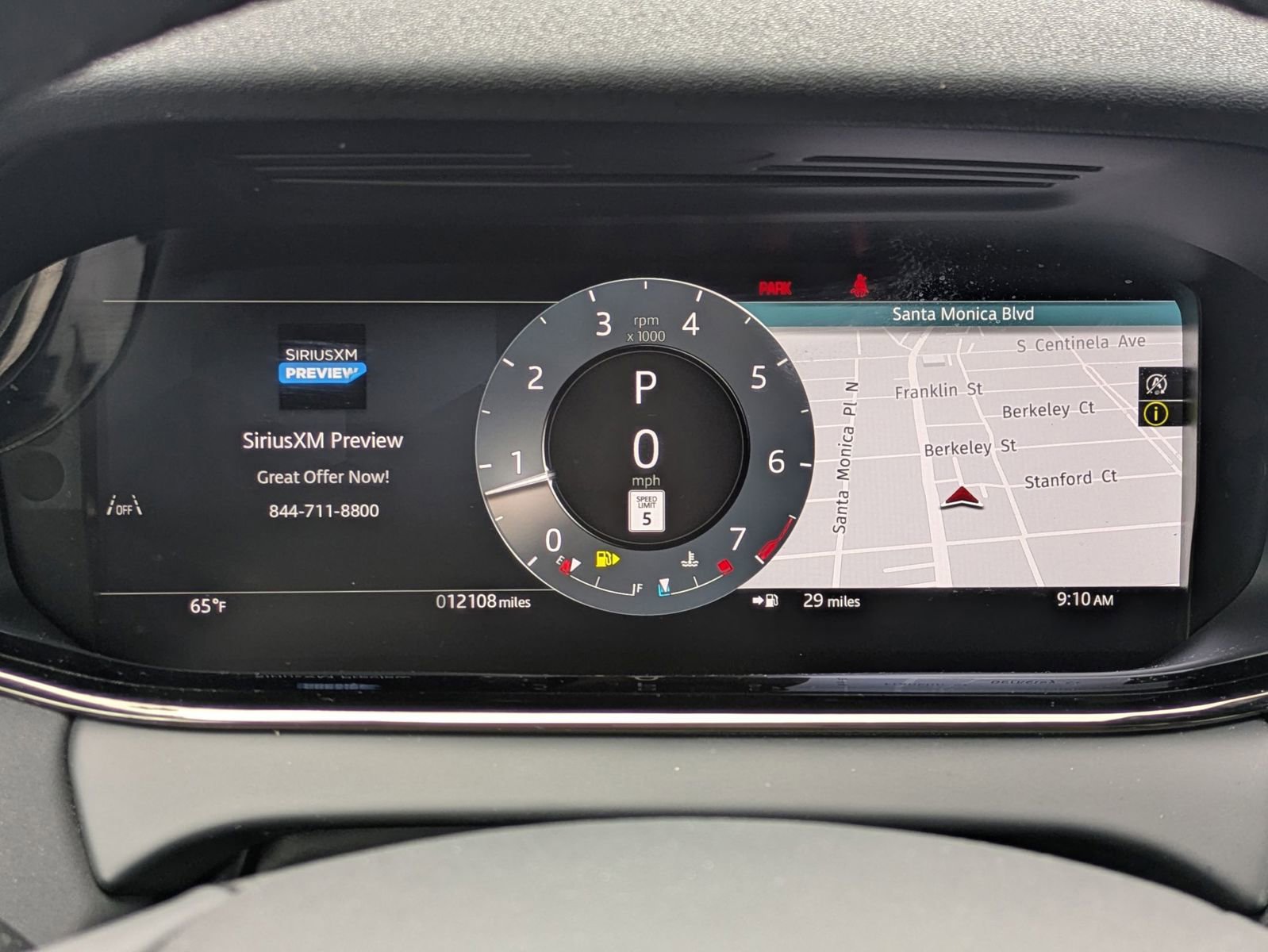 Used 2024 Land Rover Range Rover Evoque S image 19