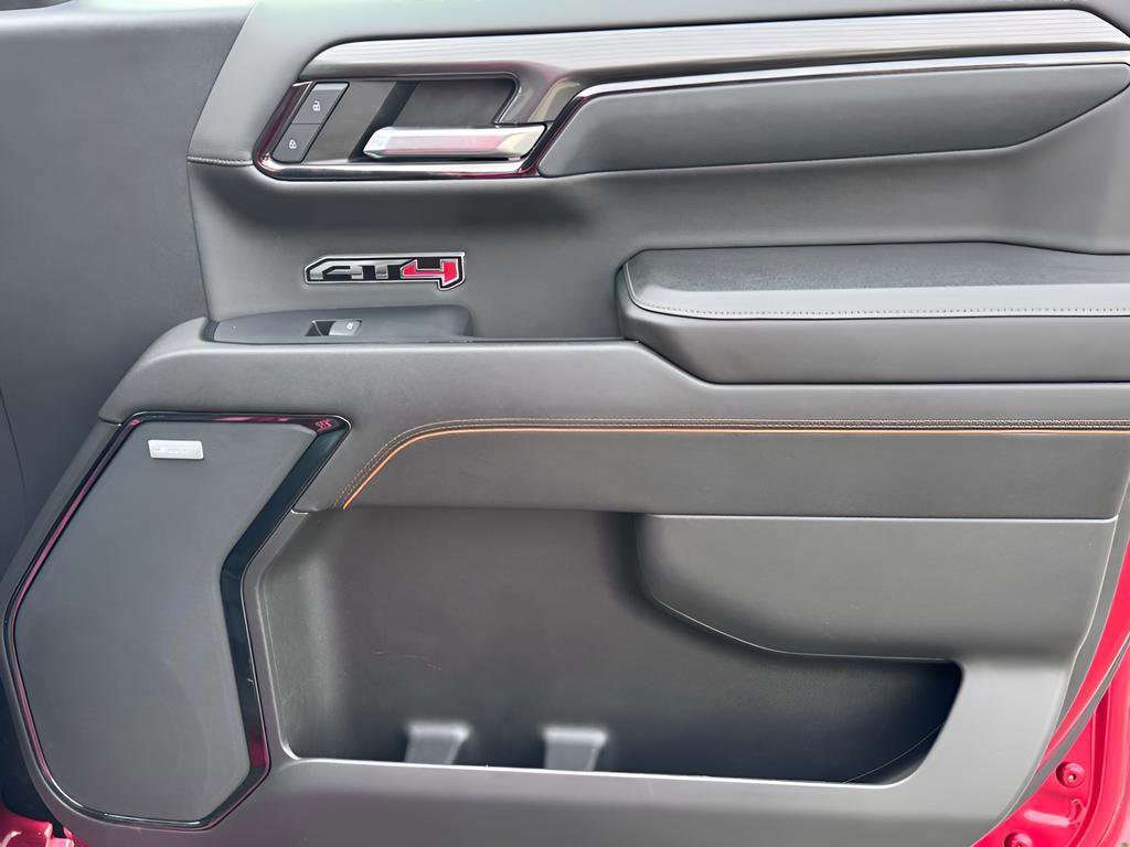 Used 2023 GMC Sierra 1500 AT4 w/ Technology Package image 33