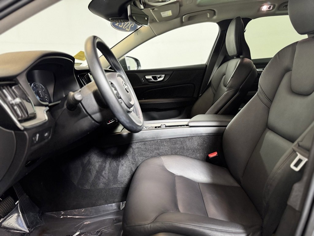 Used 2021 Volvo V60 T5 Cross Country w/ Climate Package image 13