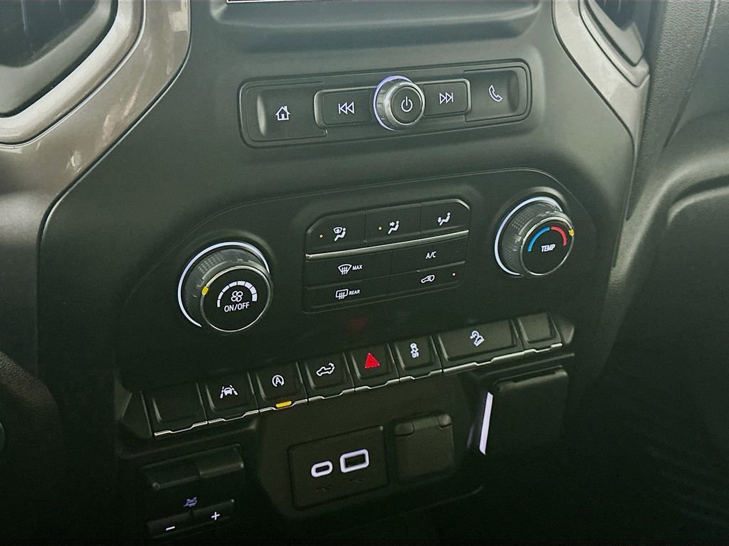 Used 2023 Chevrolet Silverado 1500 Custom Trail Boss image 18