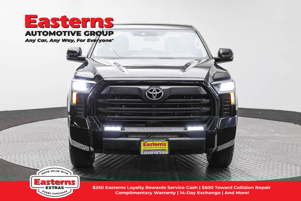 Used 2023 Toyota Tundra SR5 w/ SR5 Convenience Package RWD image 3