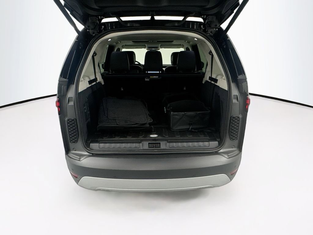 New 2026 Land Rover Discovery S AWD/4WD image 26