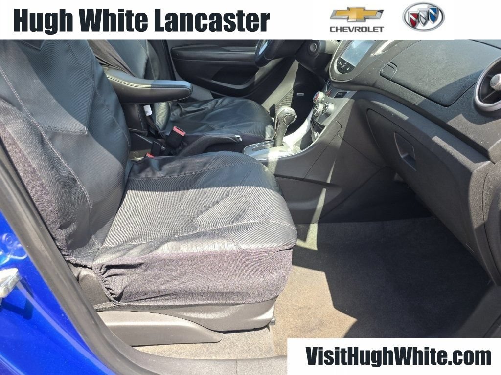 Used 2015 Chevrolet Trax LT w/ LT Sun and Sound Package AWD/4WD image 24
