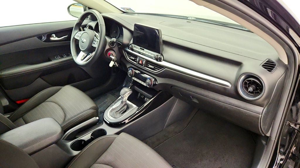 Used 2019 Kia Forte S w/ S Premium Package FWD image 25