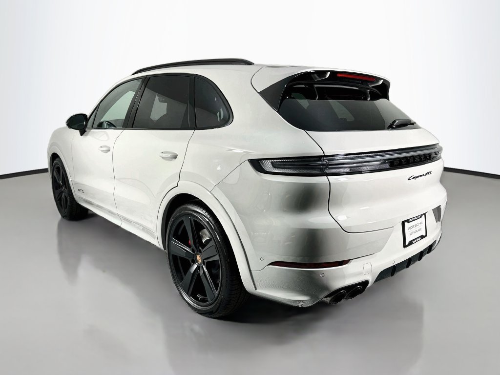 New 2026 Porsche Cayenne GTS AWD/4WD image 3