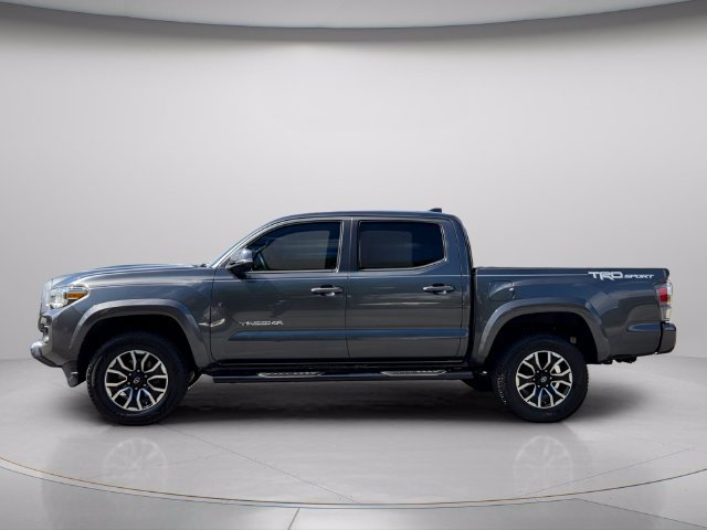 Used 2021 Toyota Tacoma TRD Sport RWD image 3