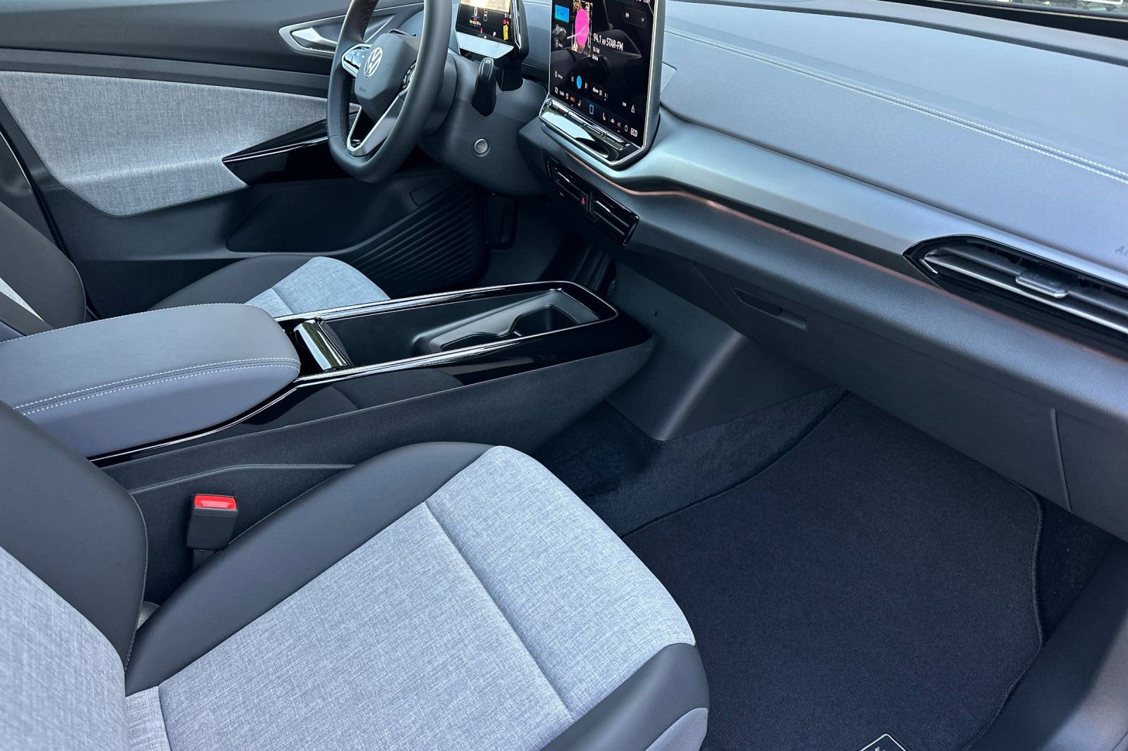 New 2026 Volkswagen ID.4 Pro RWD image 14