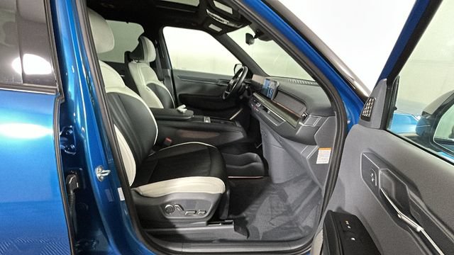 Used 2024 Kia EV9 GT-Line AWD/4WD image 33