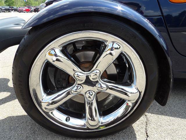 Used 2001 Chrysler Prowler RWD image 9