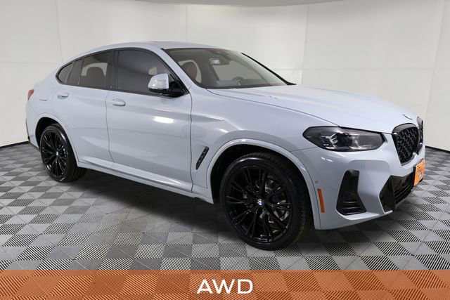 Used 2024 BMW X4 xDrive30i w/ Premium Package AWD/4WD image 4