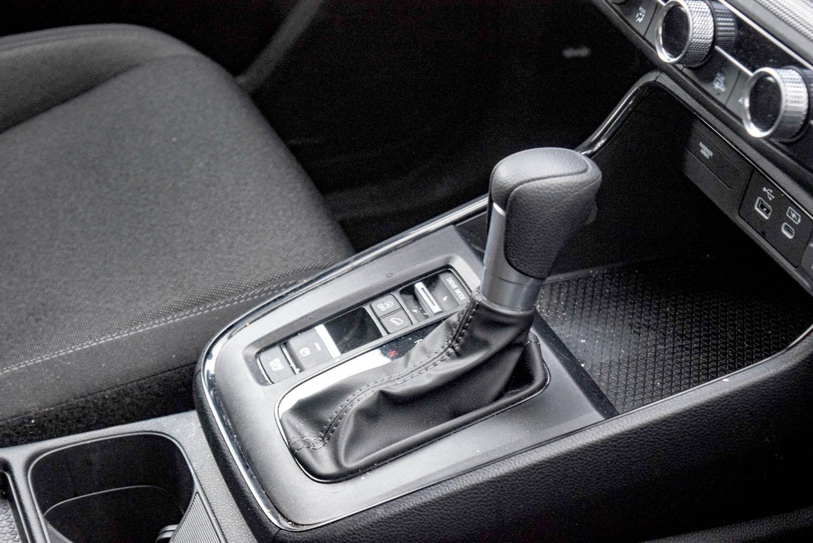 Certified 2025 Honda CR-V EX image 20