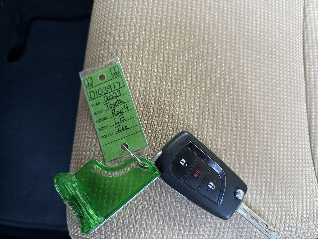 Used 2023 Toyota RAV4 LE image 20