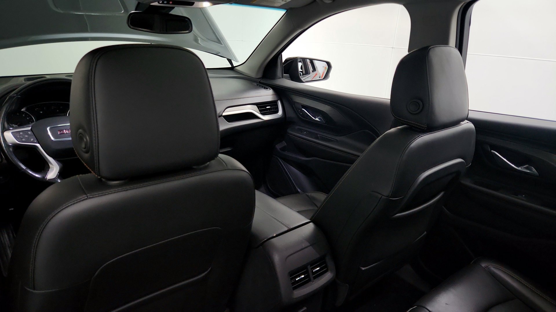 Used 2021 GMC Terrain SLT FWD image 24