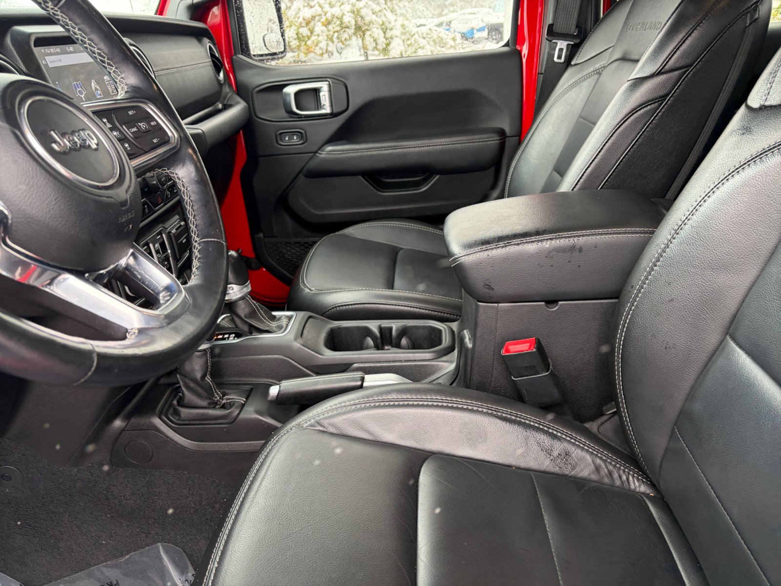 Used 2020 Jeep Gladiator Overland AWD/4WD image 17