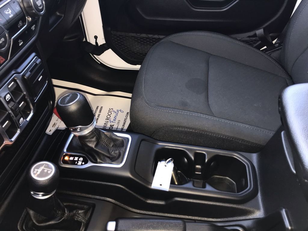 Used 2022 Jeep Gladiator Sport AWD/4WD image 21