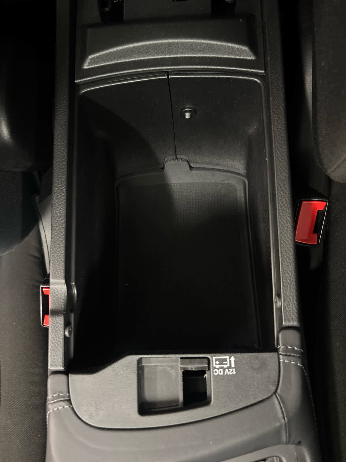 Used 2024 Dodge Durango SXT w/ SXT Blacktop Group AWD/4WD image 26