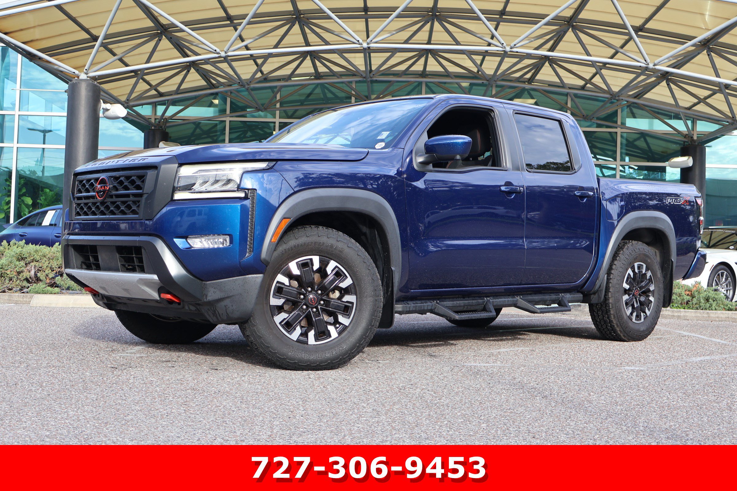 Used 2022 Nissan Frontier Pro-X RWD image 1