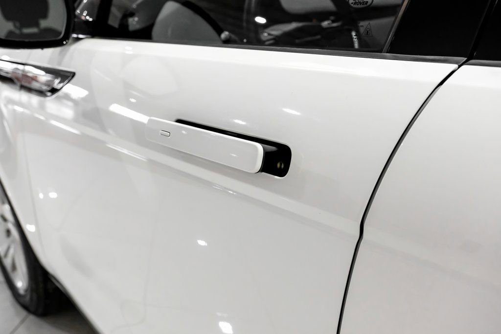 Used 2023 Land Rover Range Rover Evoque R-Dynamic S image 34