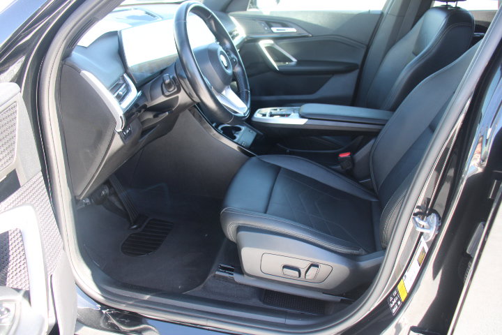 Used 2023 BMW X1 xDrive28i w/ Convenience Package AWD/4WD image 11