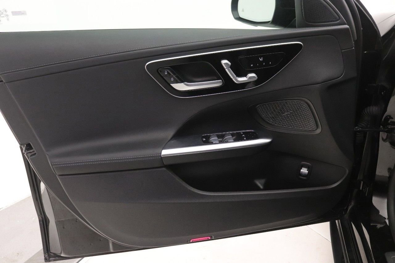 Certified 2023 Mercedes-Benz C 300 Sedan image 20