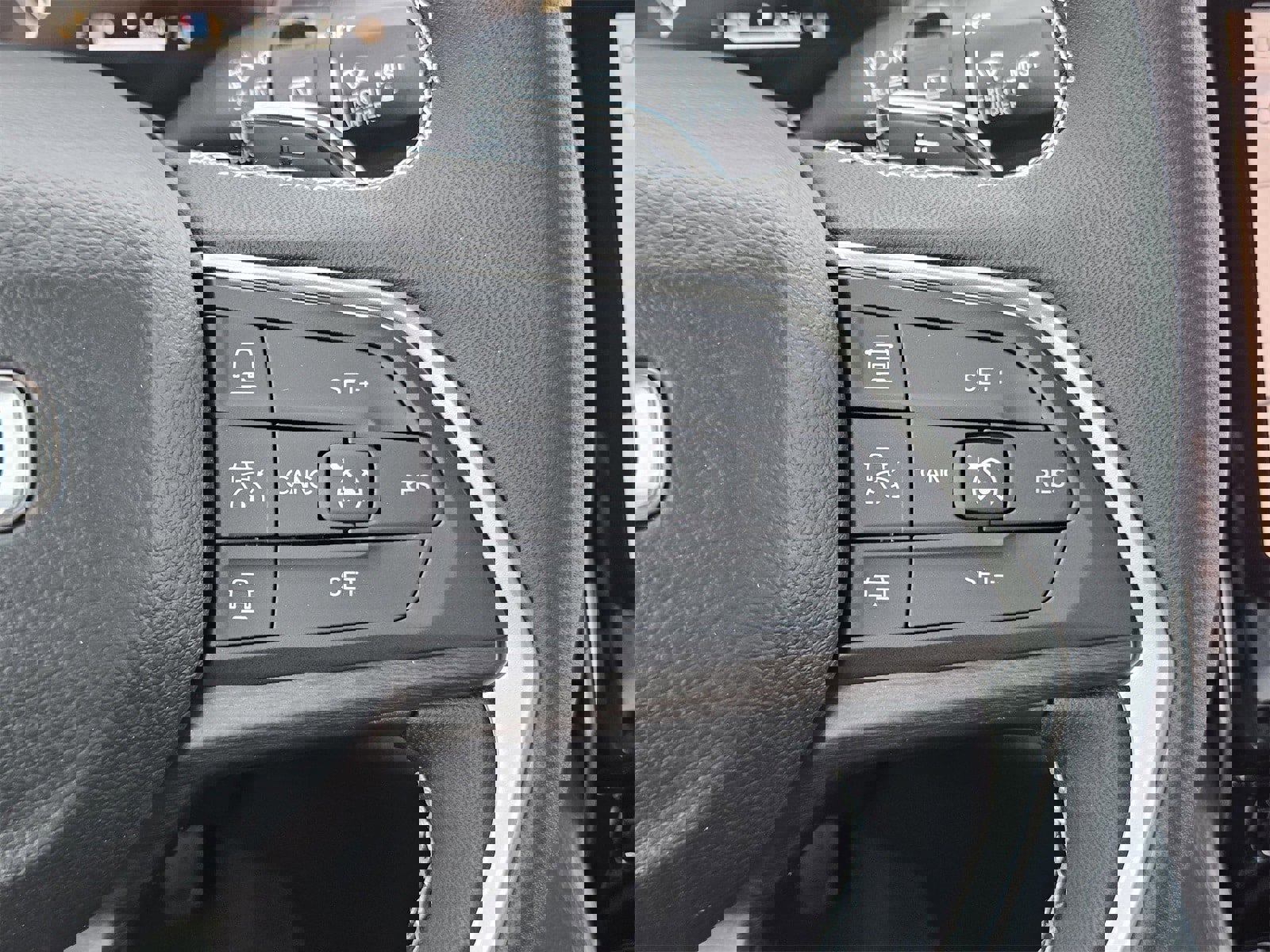 New 2025 Jeep Grand Cherokee Limited w/ Trailer Tow Package image 31