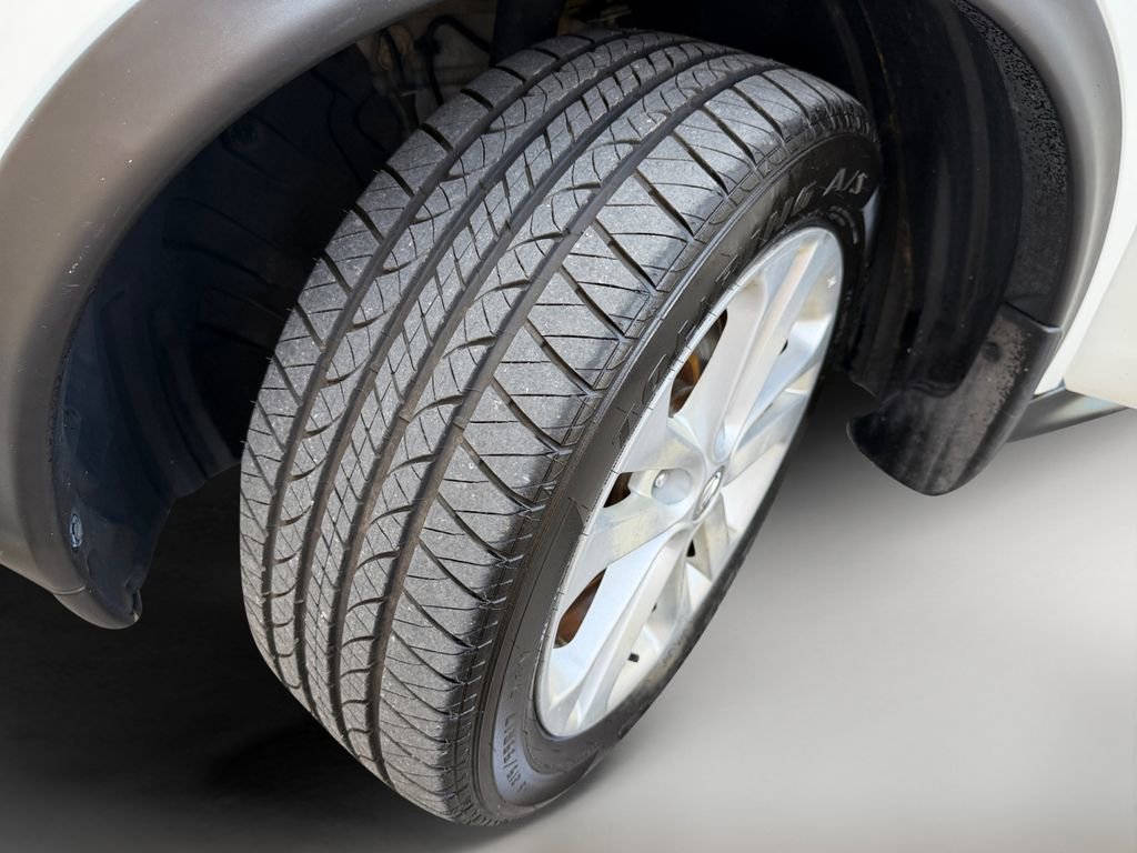 Used 2013 Nissan Juke SL image 10