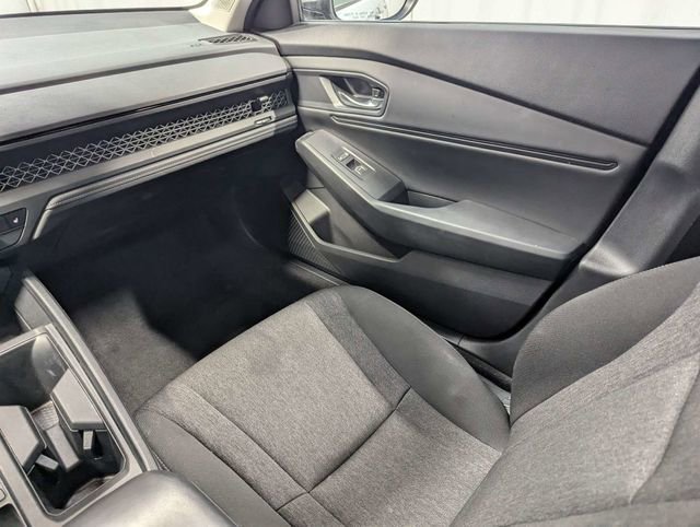Used 2023 Honda Accord EX image 8