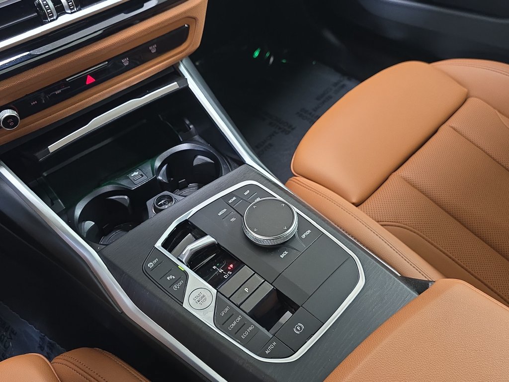 Certified 2023 BMW 330i Sedan w/ Driving Assistance Package RWD image 23
