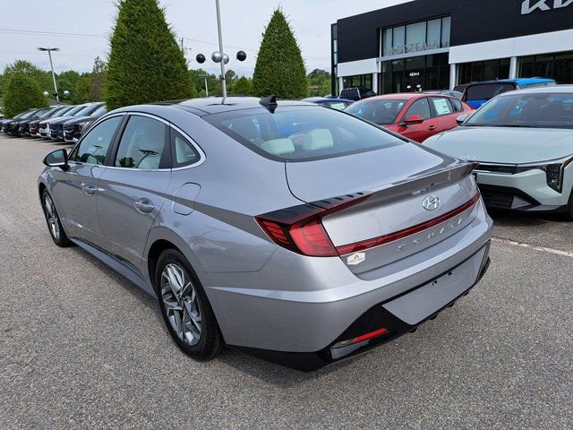 Used 2023 Hyundai Sonata SEL w/ Convenience Package FWD image 7
