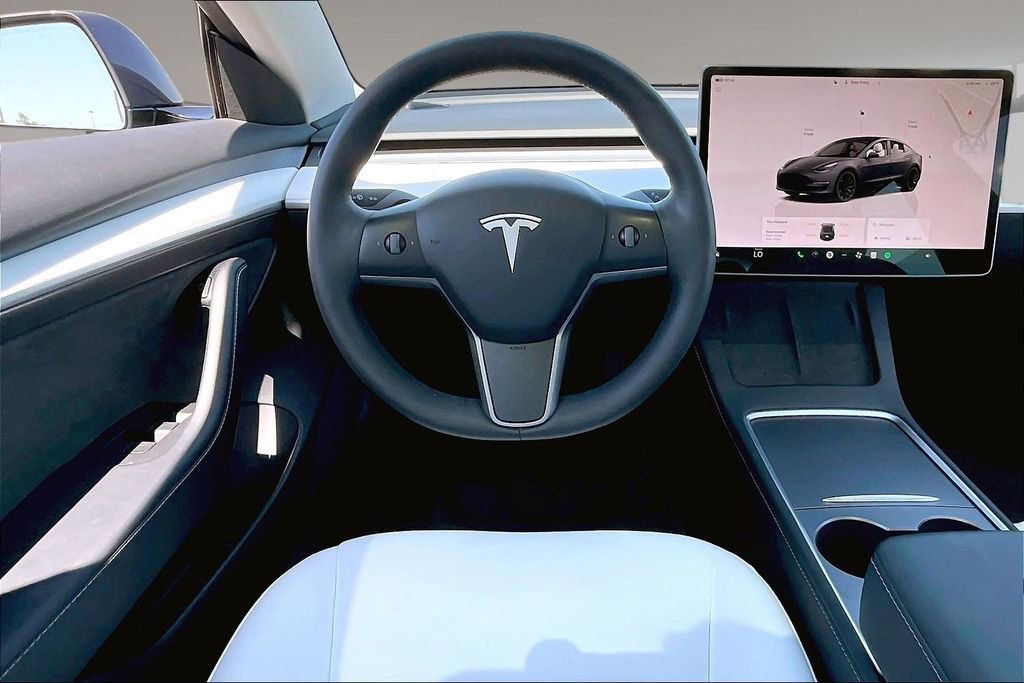 Used 2022 Tesla Model 3 Long Range AWD/4WD image 5