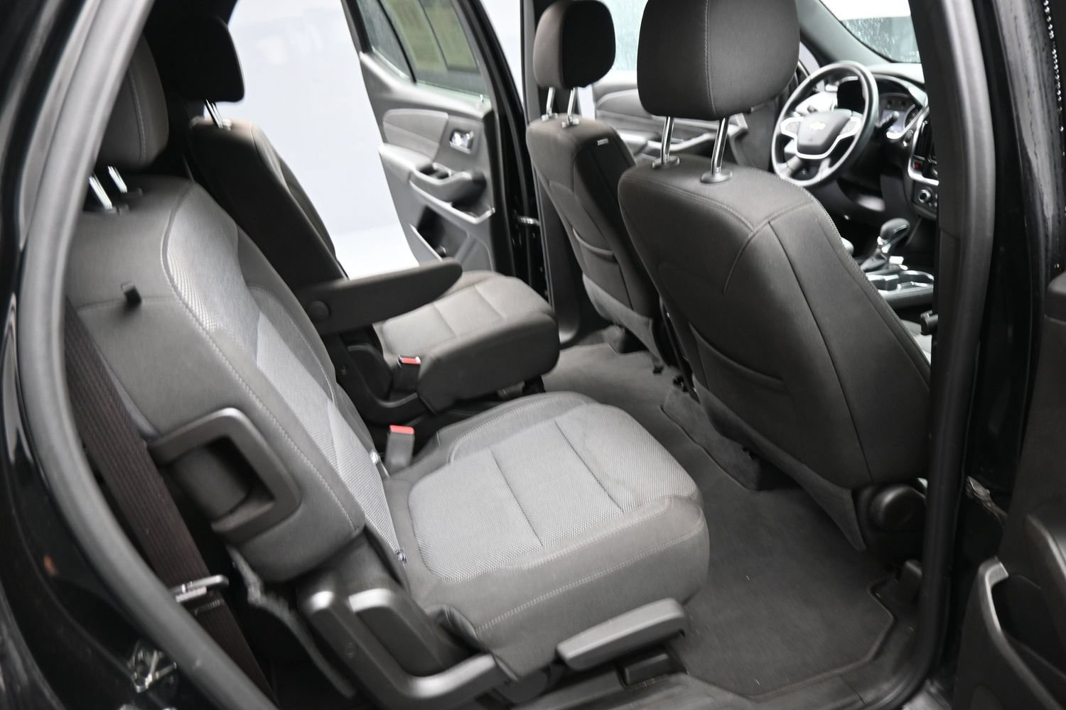 Used 2023 Chevrolet Traverse LT AWD/4WD image 19
