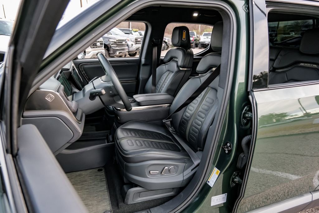 Used 2022 Rivian R1T Adventure image 35