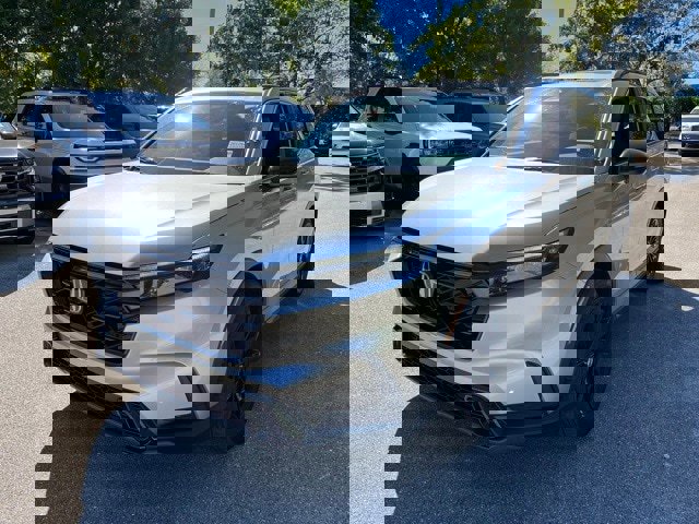 Used 2025 Honda CR-V Sport image 2