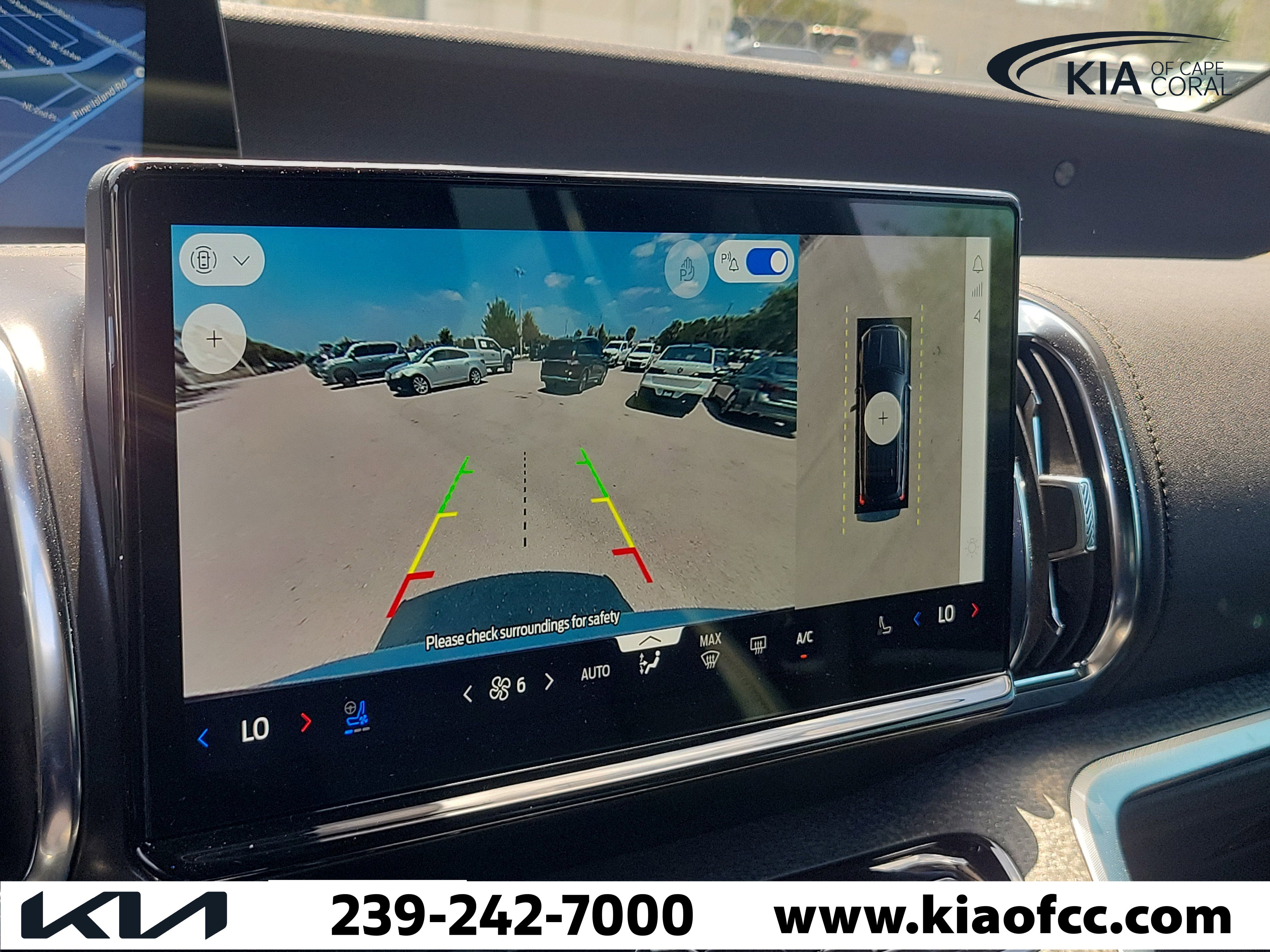 Used 2025 Ford Expedition Tremor image 35