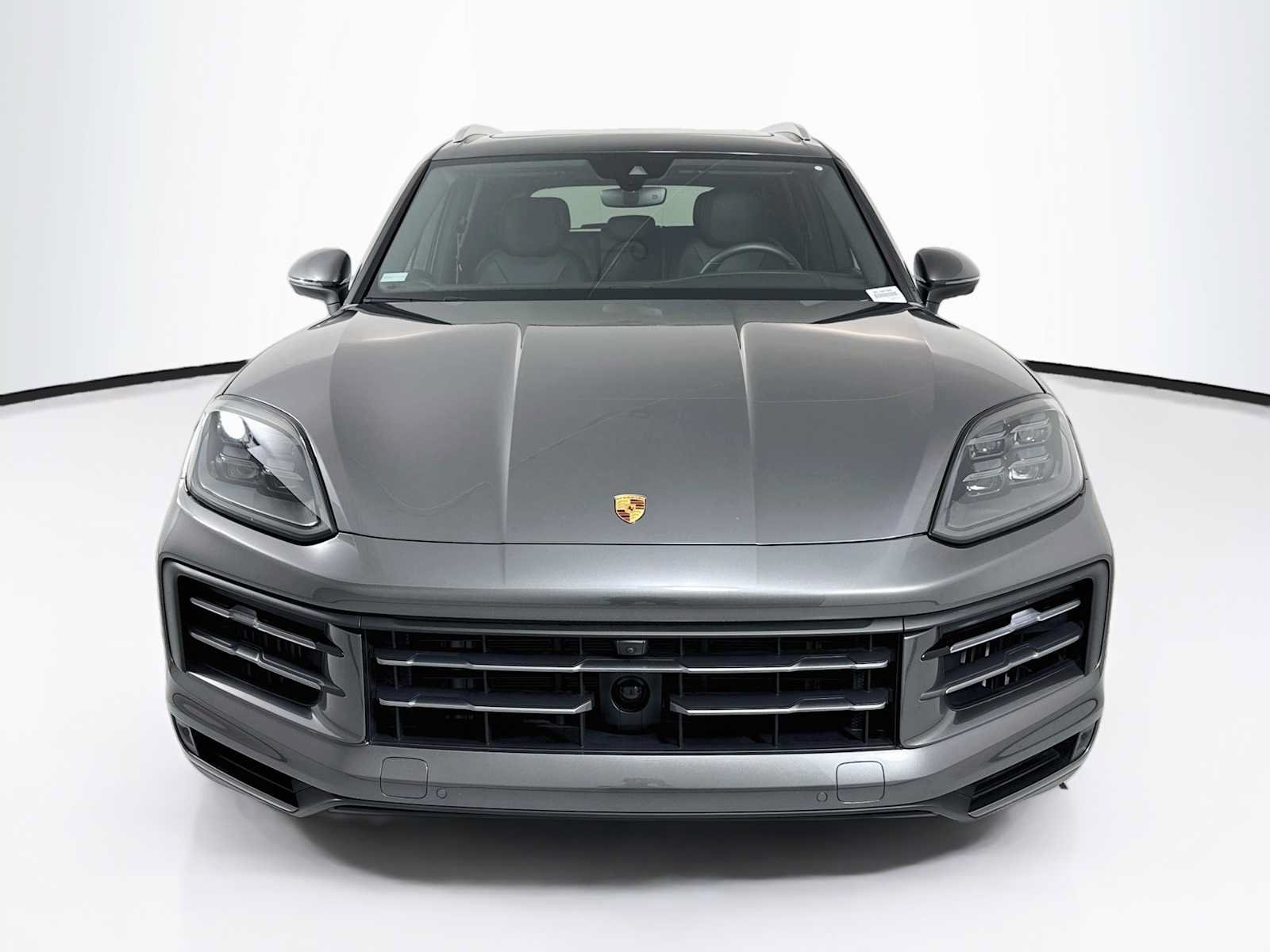 Used 2026 Porsche Cayenne AWD/4WD image 6