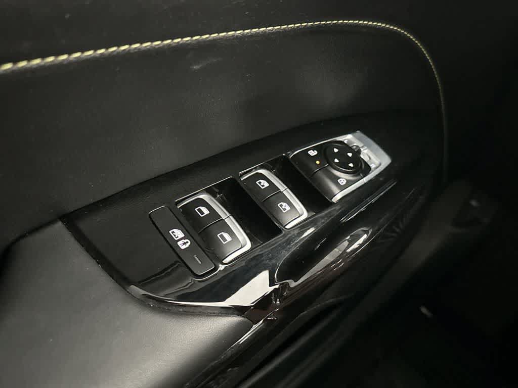 Used 2025 Kia K5 GT FWD image 16