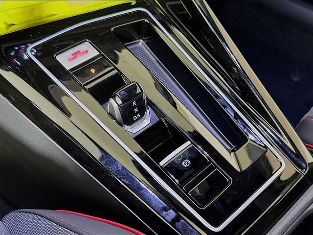 New 2026 Volkswagen GTI SE FWD image 11